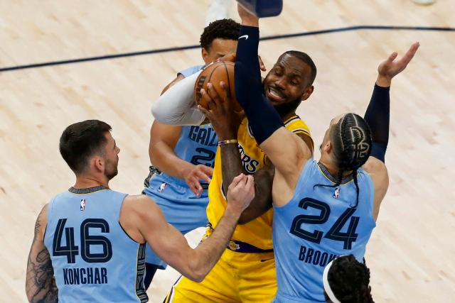 5 Takeaways from Lakers' Game 4 win vs. Grizzlies